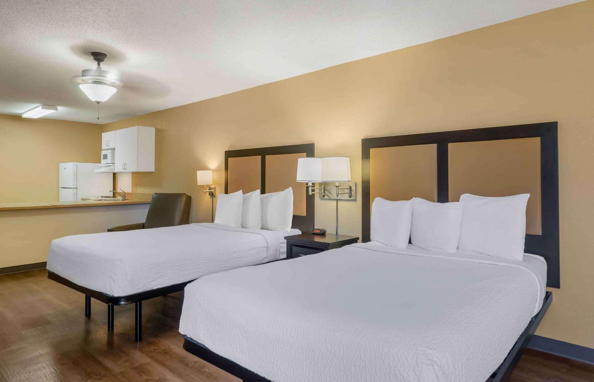 Extended Stay America Suites - St Petersburg - Clearwater - Executive Dr Largo Exterior photo