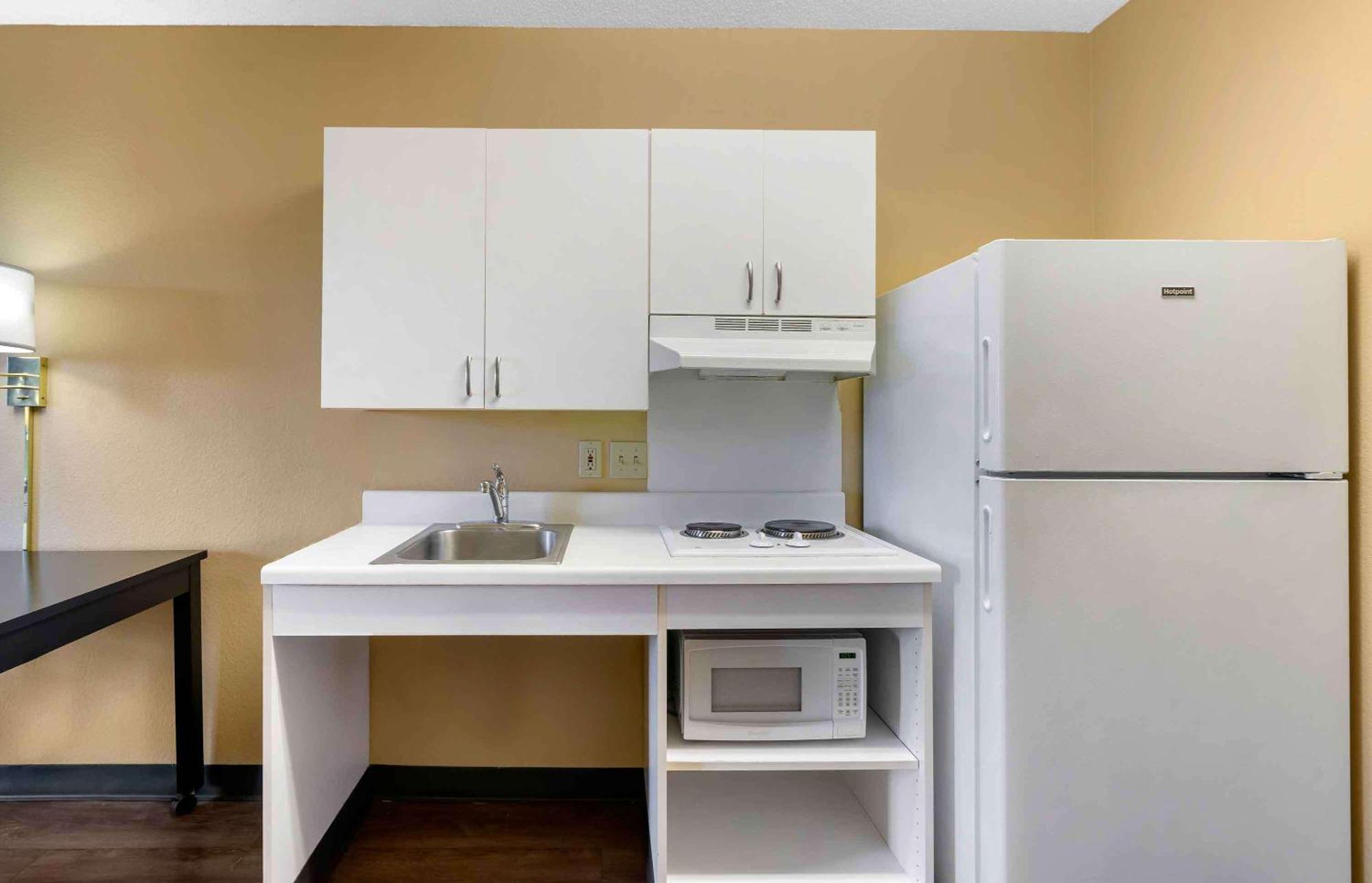 Extended Stay America Suites - St Petersburg - Clearwater - Executive Dr Largo Exterior photo