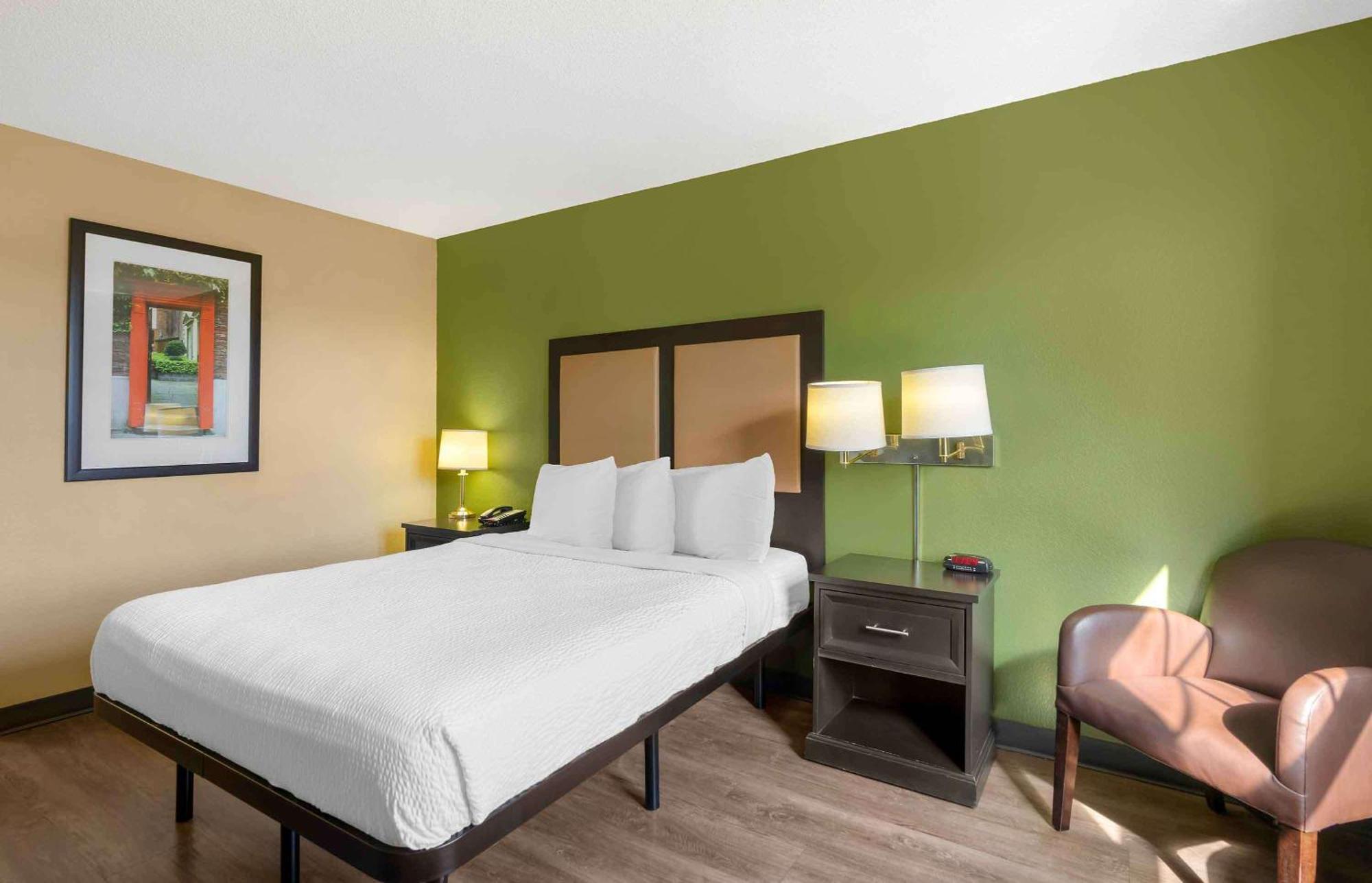 Extended Stay America Suites - St Petersburg - Clearwater - Executive Dr Largo Exterior photo