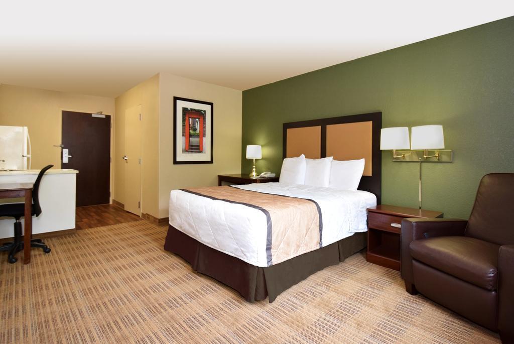 Extended Stay America Suites - St Petersburg - Clearwater - Executive Dr Largo Exterior photo