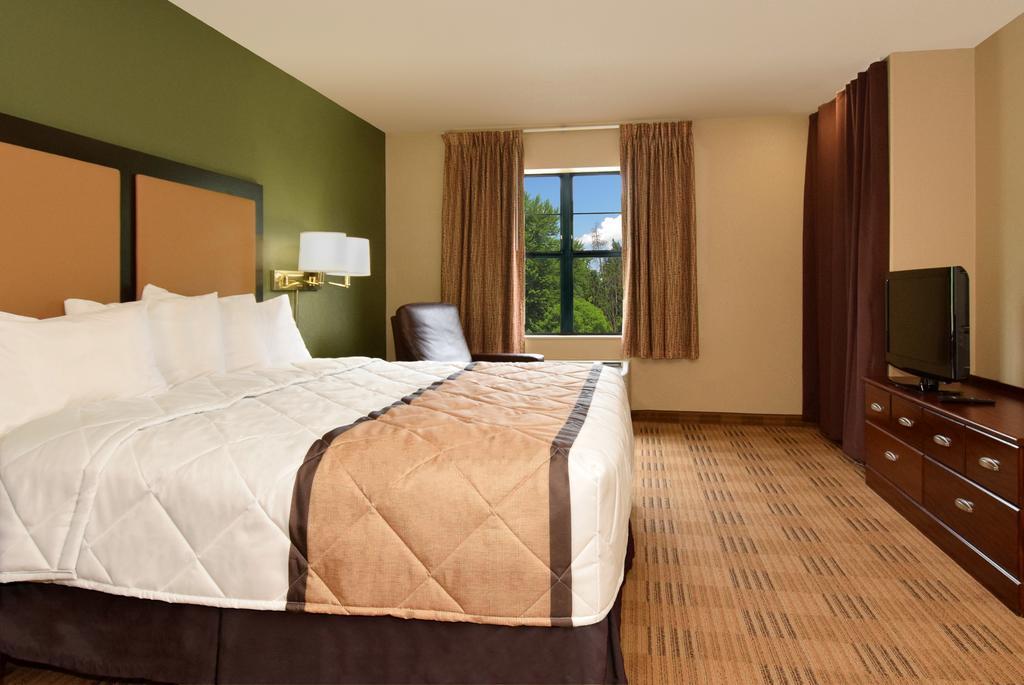 Extended Stay America Suites - St Petersburg - Clearwater - Executive Dr Largo Exterior photo